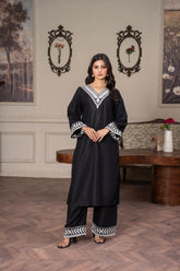 Mehro Embroidered 2PC